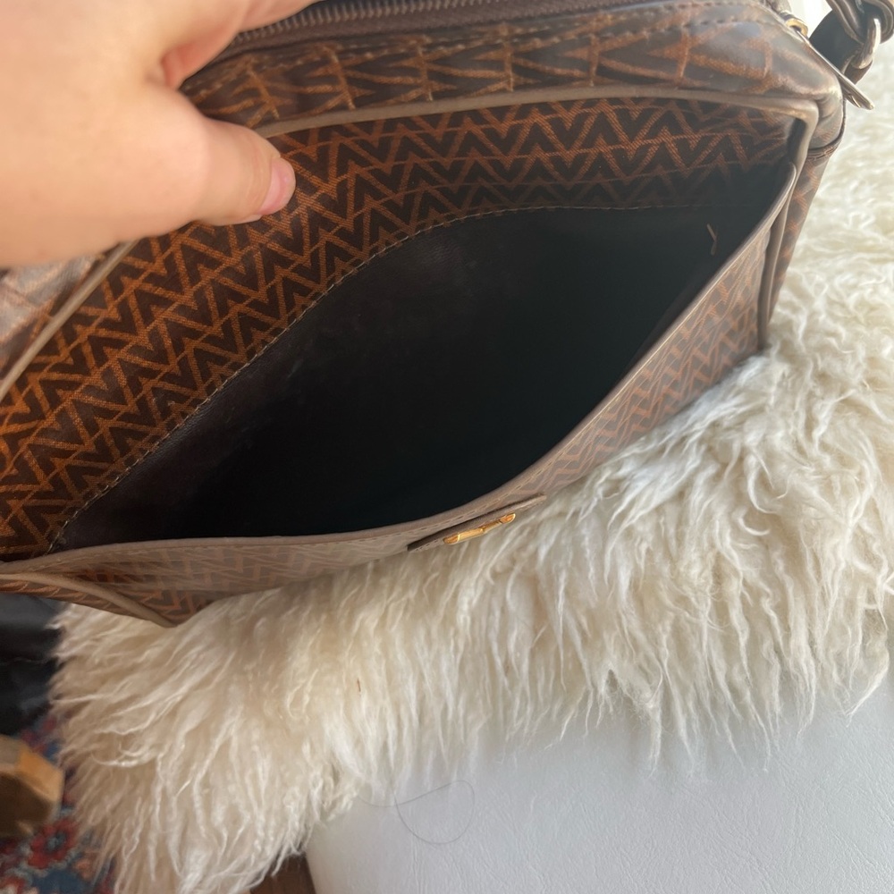 Mario Valentino Brown Crossbody Bag - Picture 13 of 14